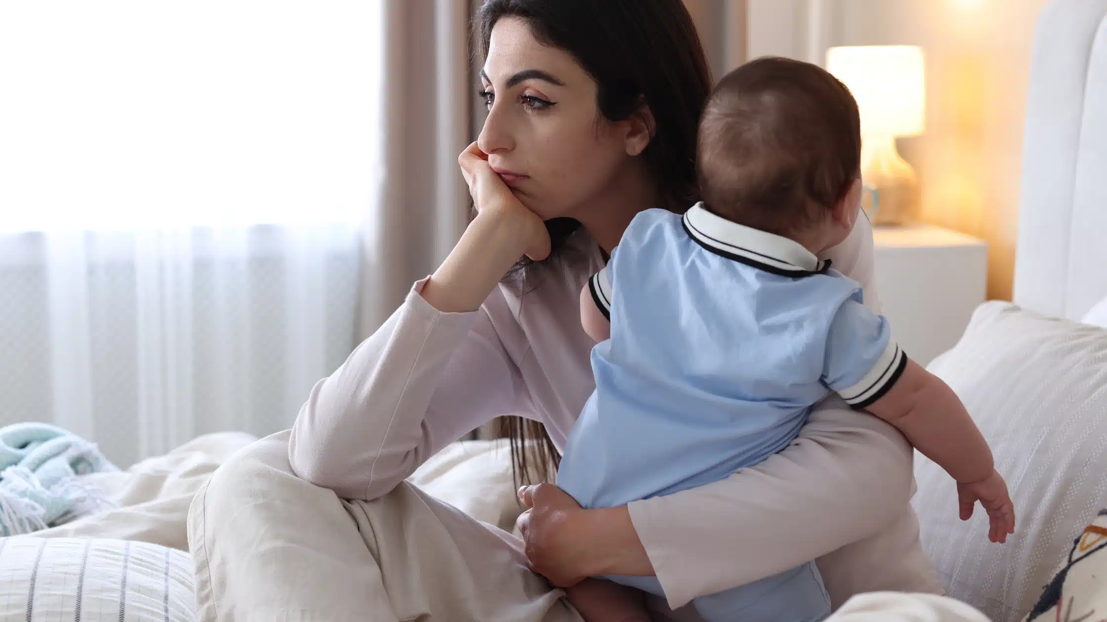 Overwhelmed New Mum: What Should I Do When It All Feels Too Much?