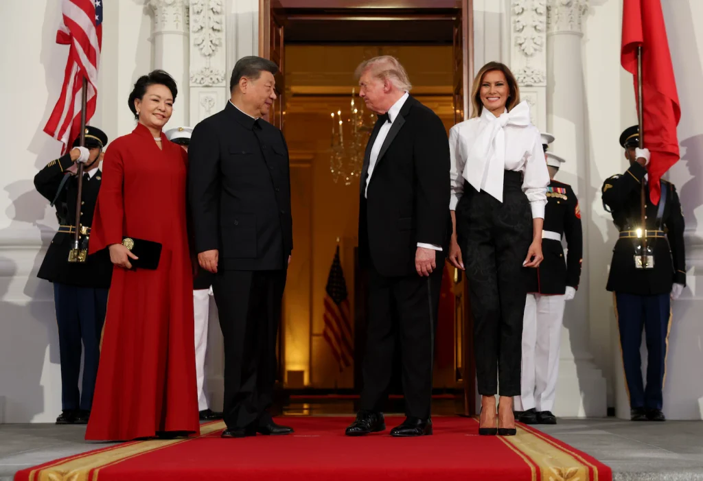 Melania Trump and Peng Liyuan Style: Two Very Different Ways to Dress Elegantly