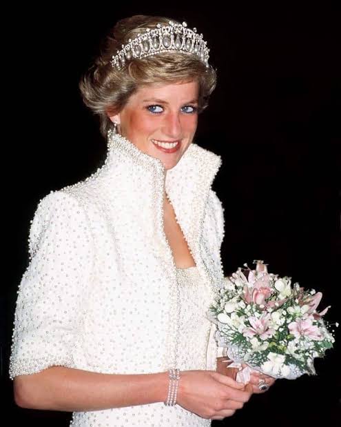 Queen Mary's Lover's Knot Tiara